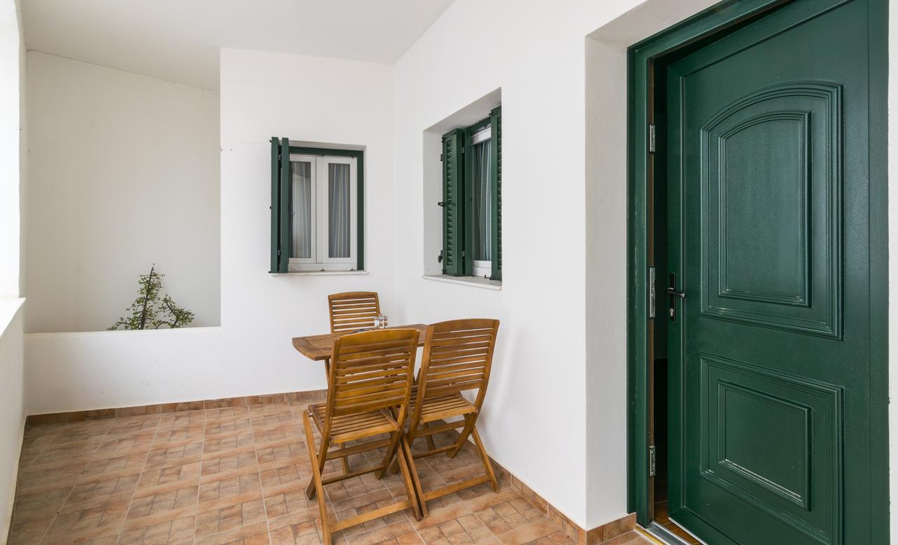 Malion Rooms Adamantas  Exterior foto